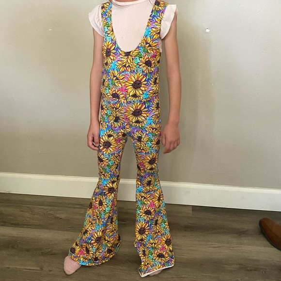 Bell bottom jumper - Picture 3 of 3